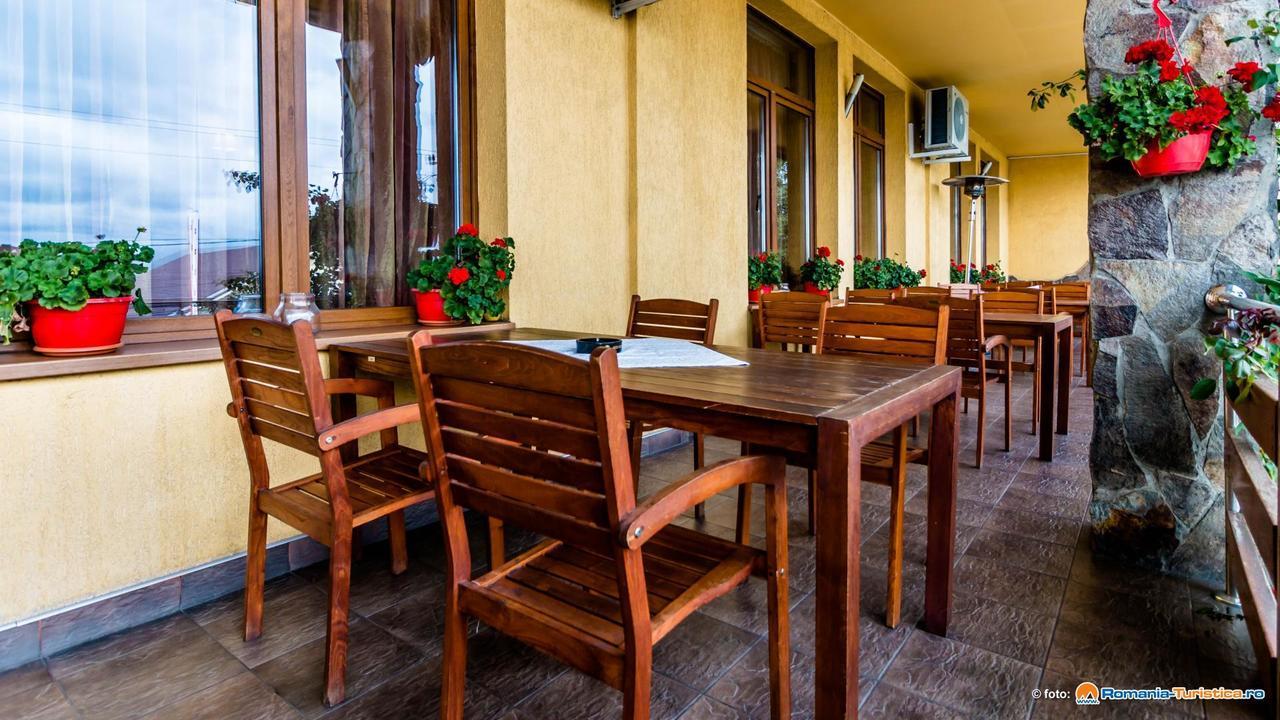 Valea Regilor Reghin Hotel Exterior photo